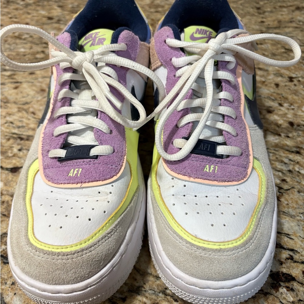 Nike Air Force 1 Low Shadow Photon Dust Crimson Tint
